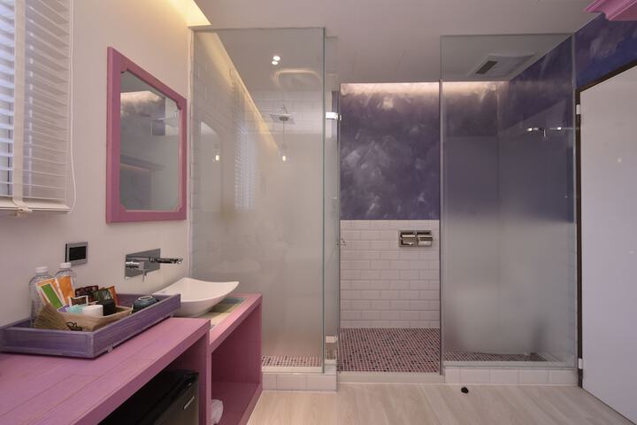 Room 45 of 58