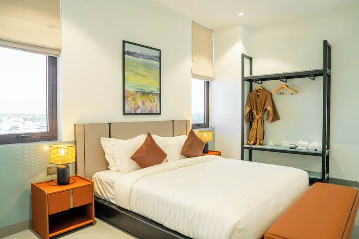 Room 36 of 156