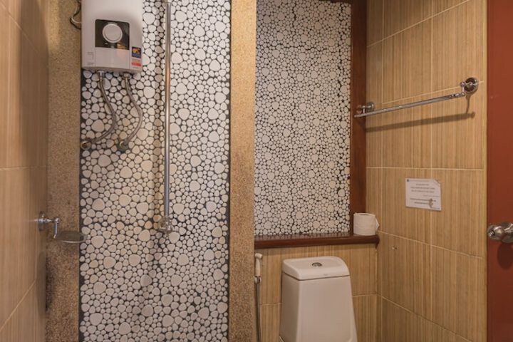 Room 30 of 79