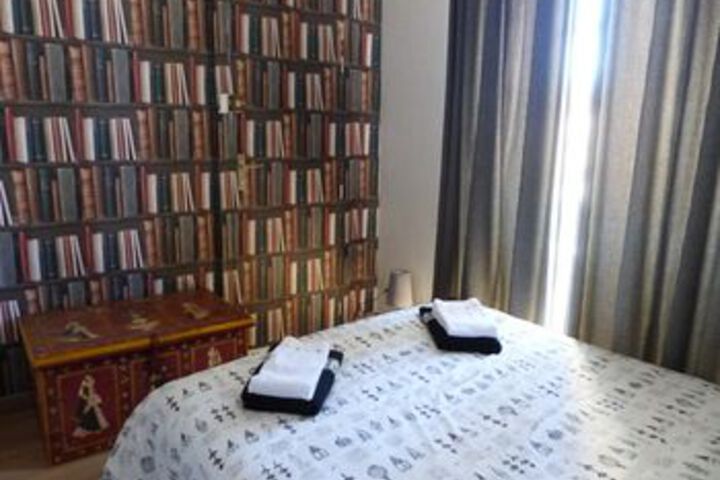 Room 7 of 14
