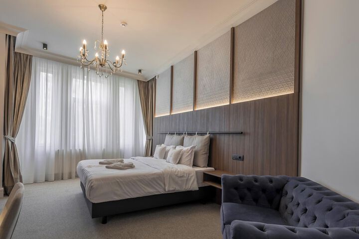 Room 127 of 208