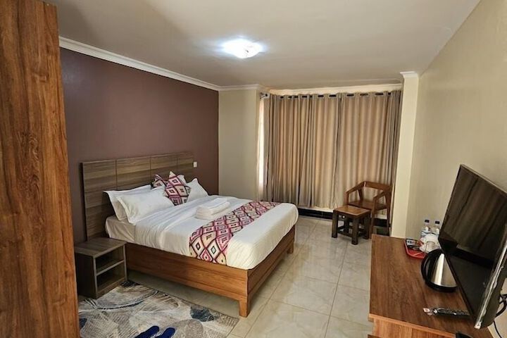 Room 8 of 61