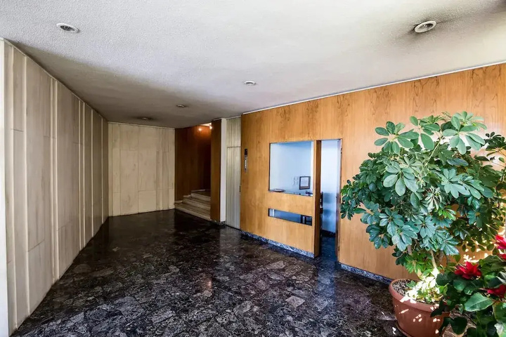 Room 14 of 22