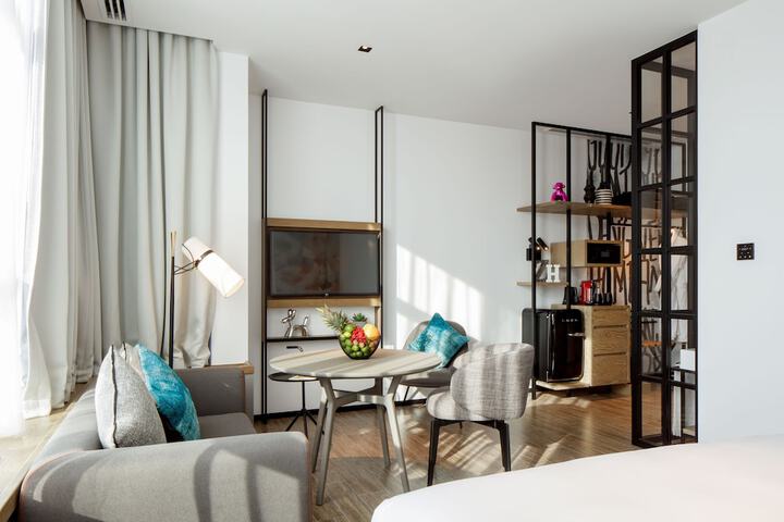 Room 41 of 67