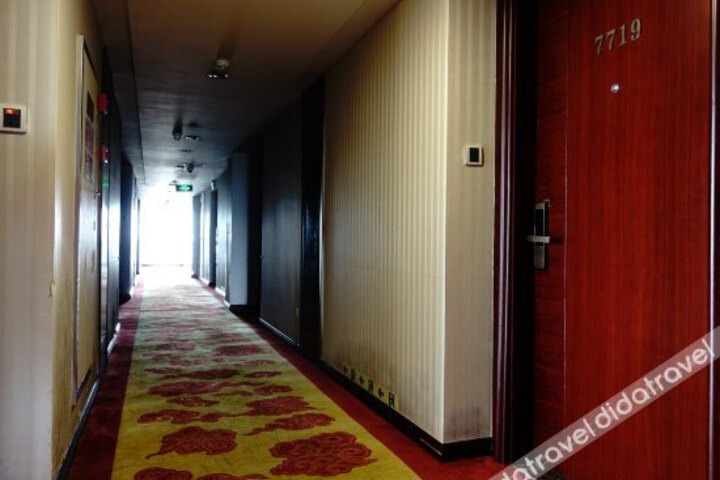 Yinzuo Hotel