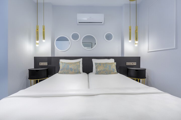 Room 18 of 53