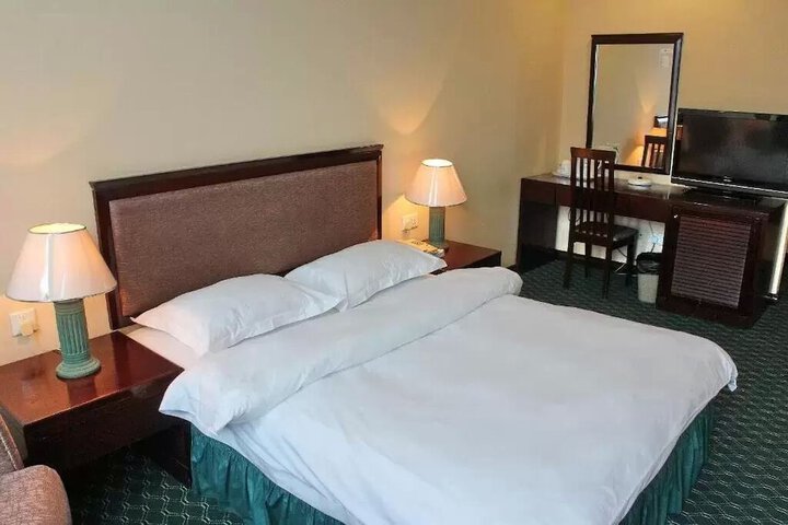 Room 14 of 43