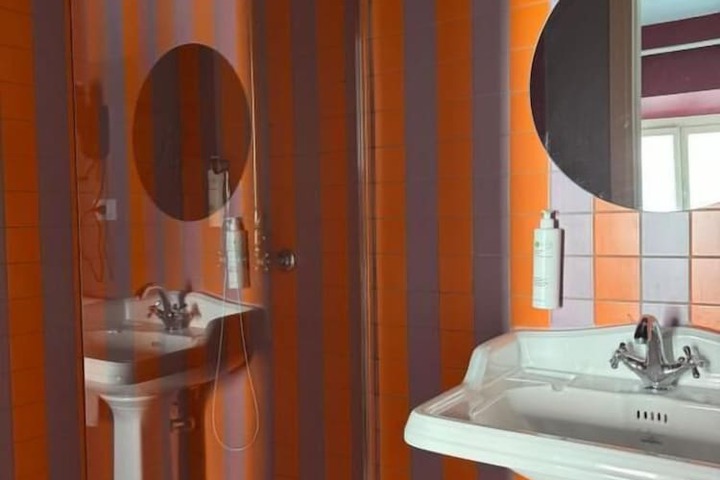 Room 44 of 55