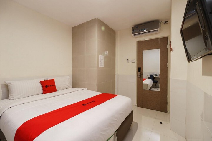 Room 19 of 45