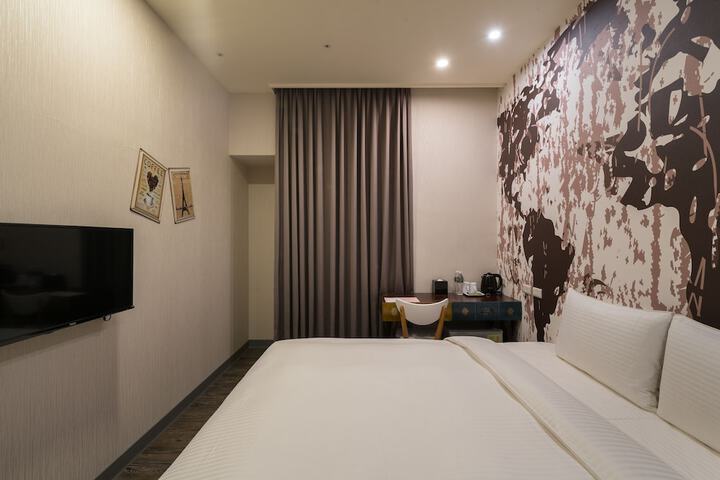 Room 15 of 97