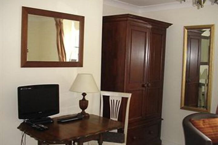 Room 22 of 25