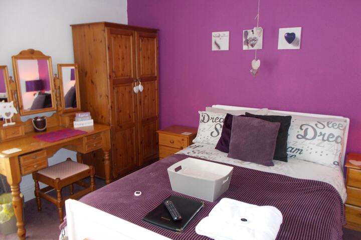 Room 13 of 49