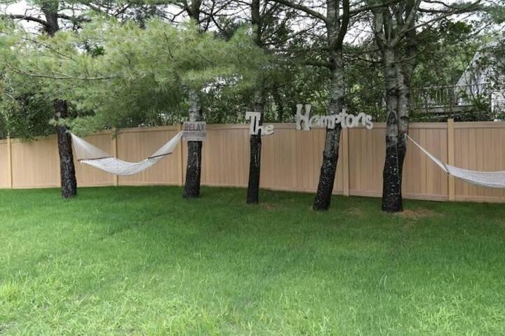 Hotel Exterior 57 of 59