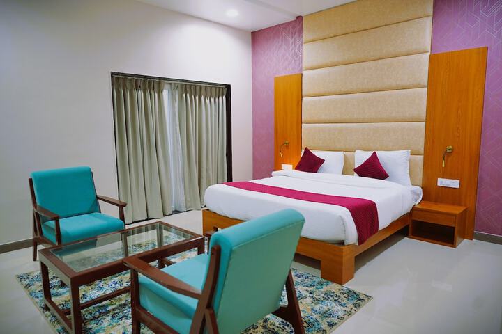 Room 3 of 22