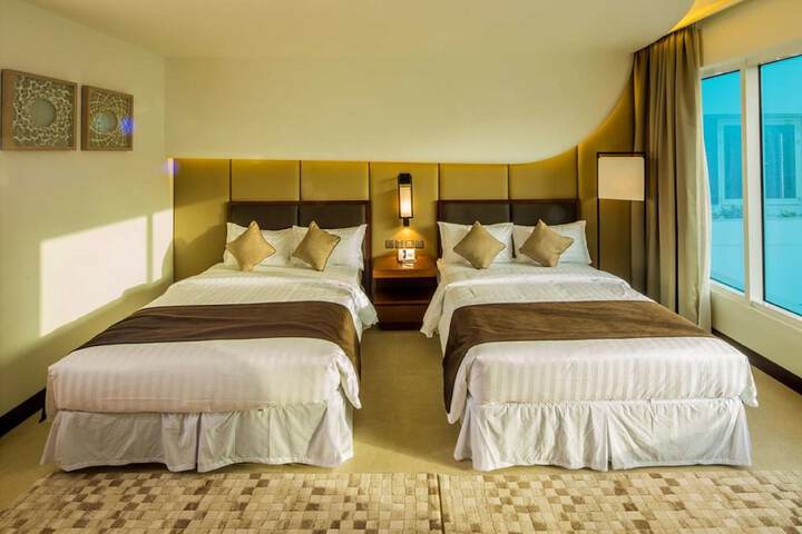Room 3 of 41