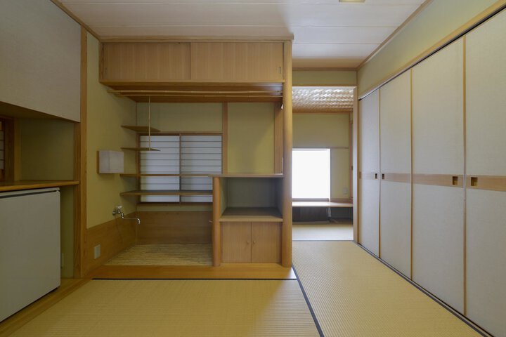 Room 19 of 48