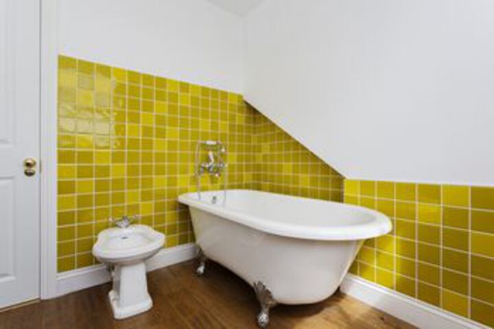 Room 4 of 21