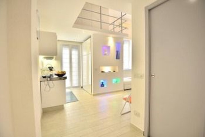 Room 47 of 71
