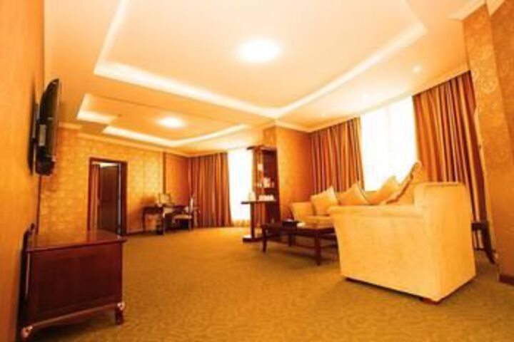 Room 32 of 60