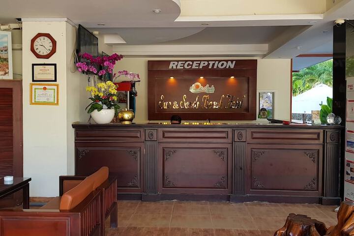 Hotel Interior 2 of 131