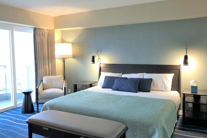 Room 47 of 213