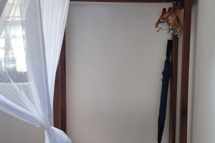 Room 16 of 139