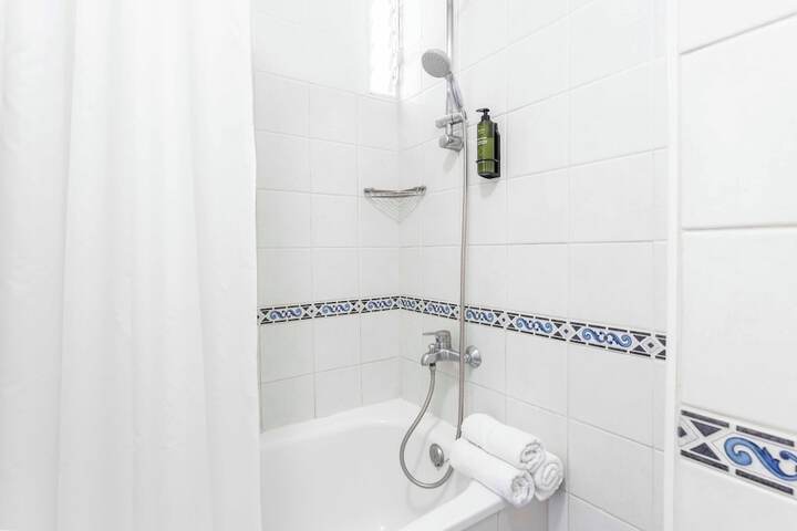 Bath Interior