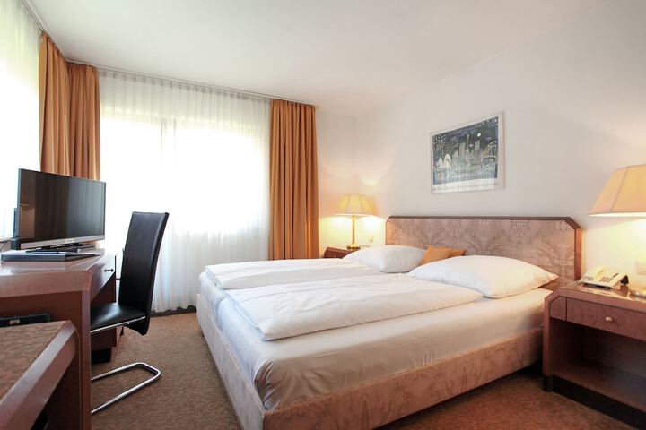 Room 14 of 57