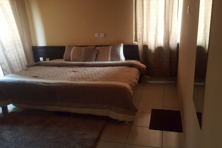 Room 6 of 21