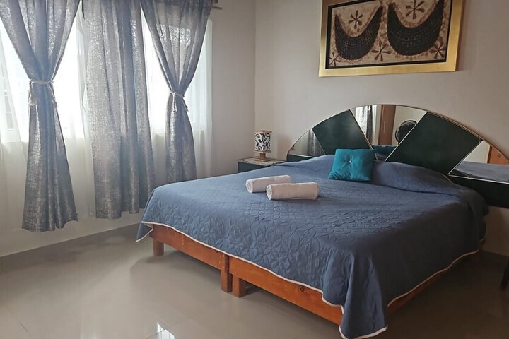 Room 6 of 30