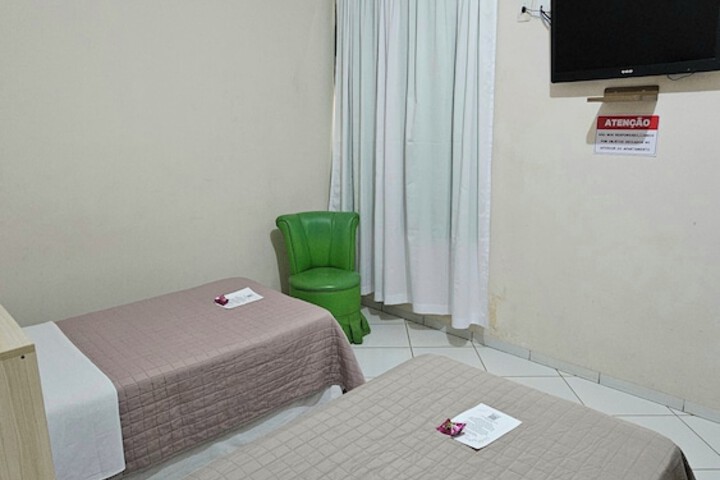 Room 30 of 62