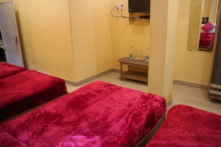 Room 22 of 90