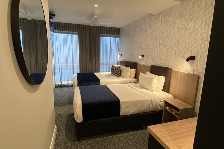 Room 47 of 116