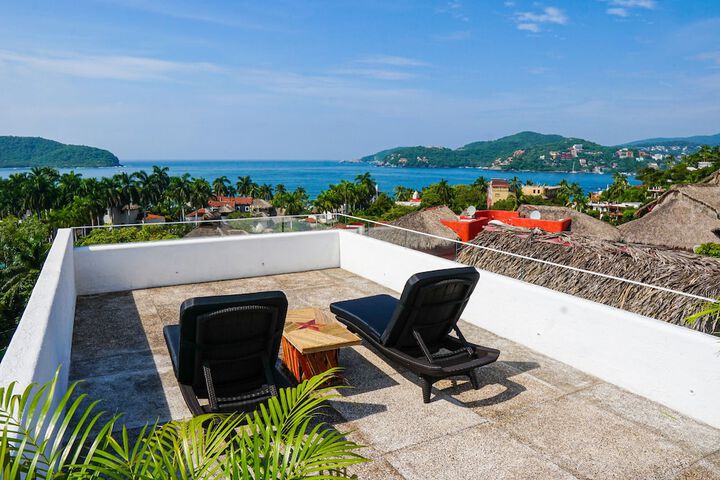 Sundeck 72 of 78