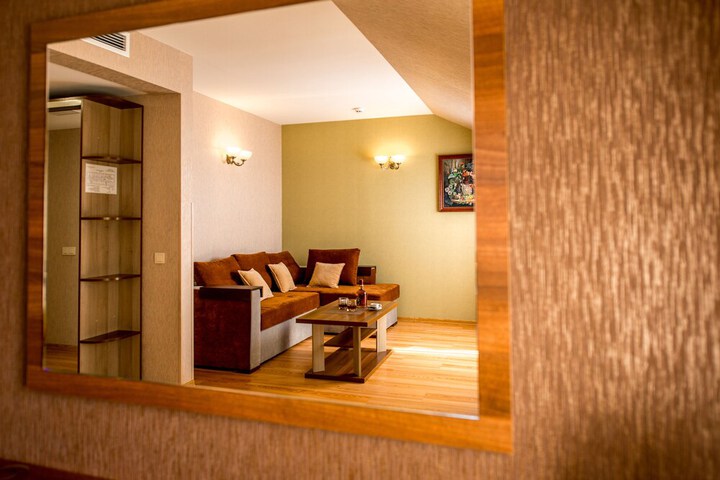 Room 29 of 64