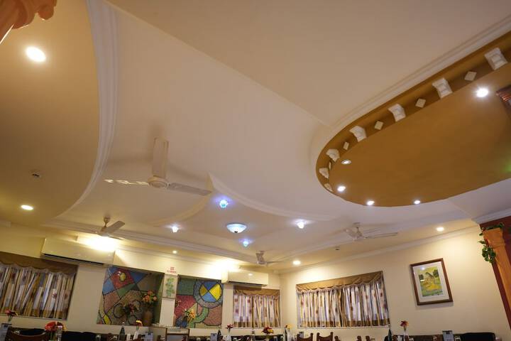 Dining 103 of 132