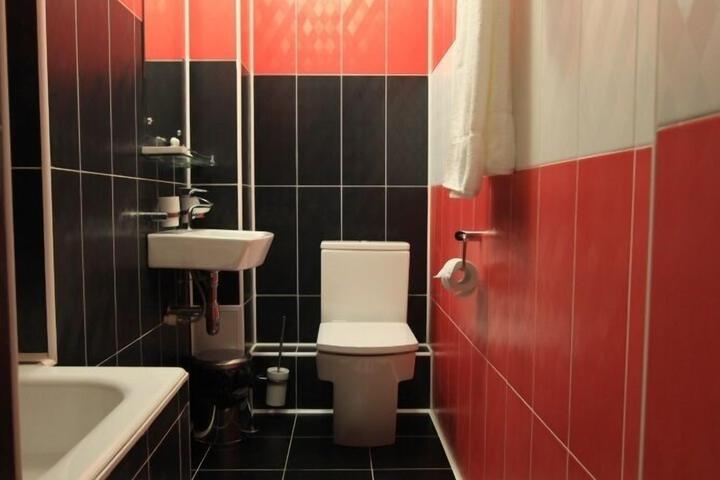 Room 10 of 69