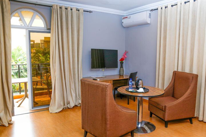 Room 47 of 159