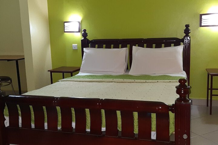 Room 9 of 41