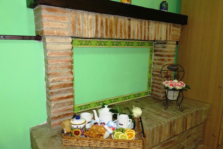 Room 10 of 45