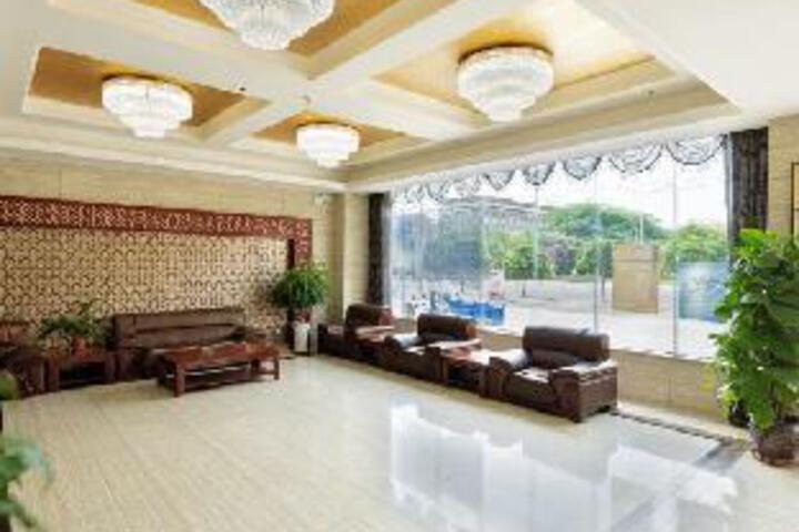 Wenchang Coconut Perfume Coast Travel Rental