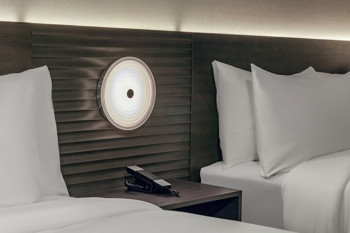 Room 21 of 31