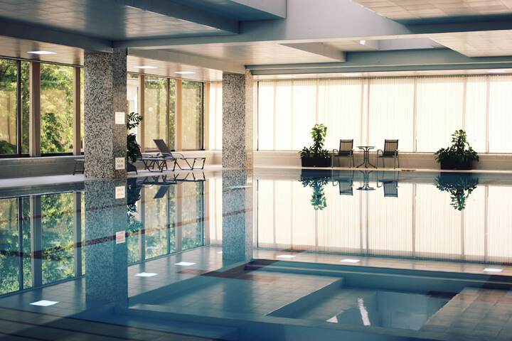 Pool 65 of 219