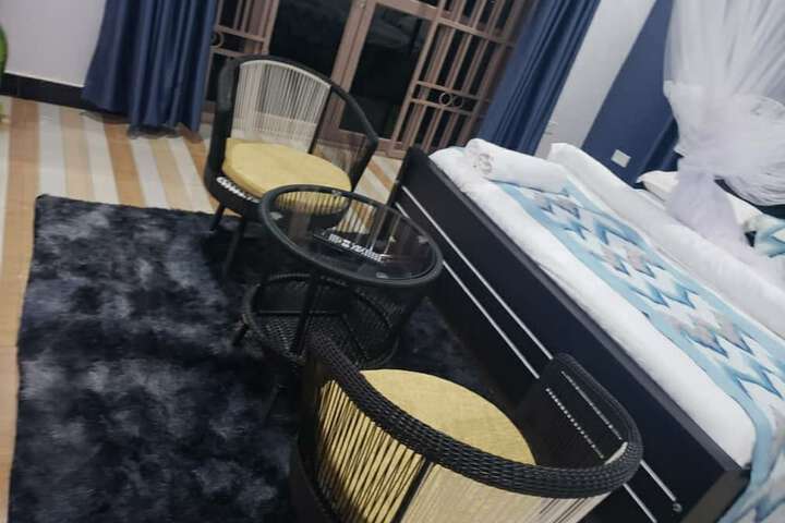 Room 5 of 42