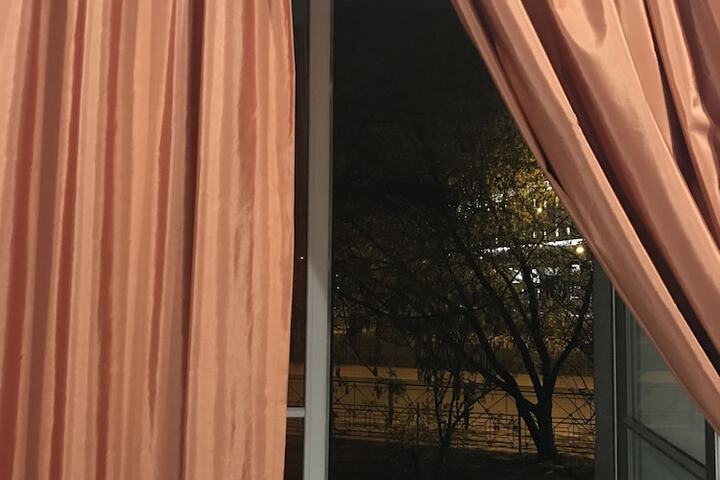 Room 11 of 38