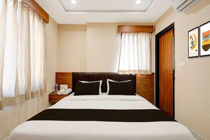 Room 8 of 26