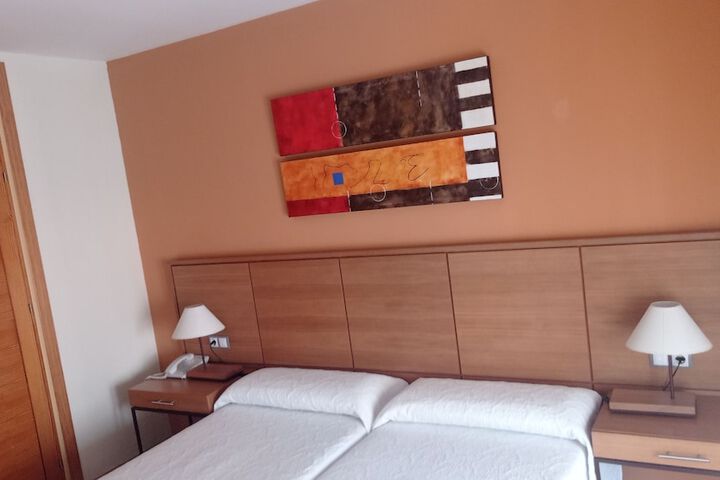 Room 19 of 36