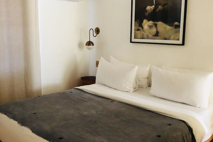 Room 10 of 45