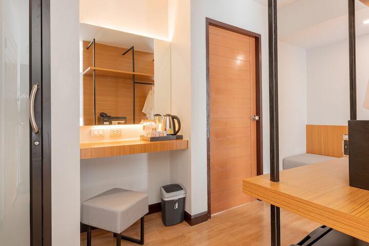 Room 21 of 46