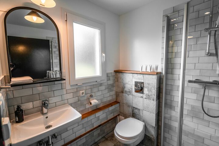 Clean Restrooms